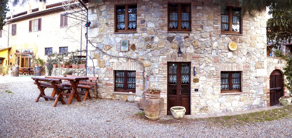 Agriturismo Il Noce Villa Castiglione d'Orcia Bagian luar foto