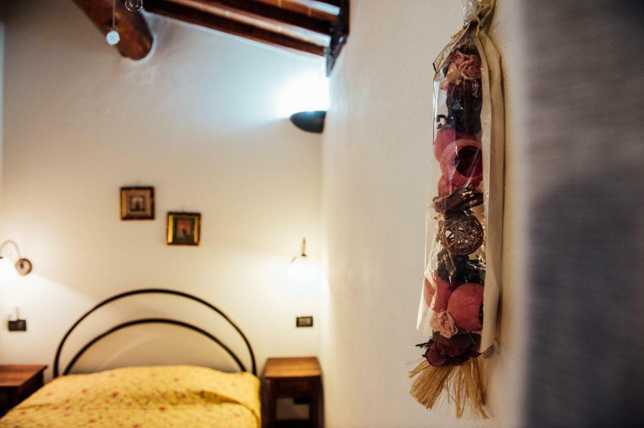 Agriturismo Il Noce Castiglione d'Orcia Bagian luar foto